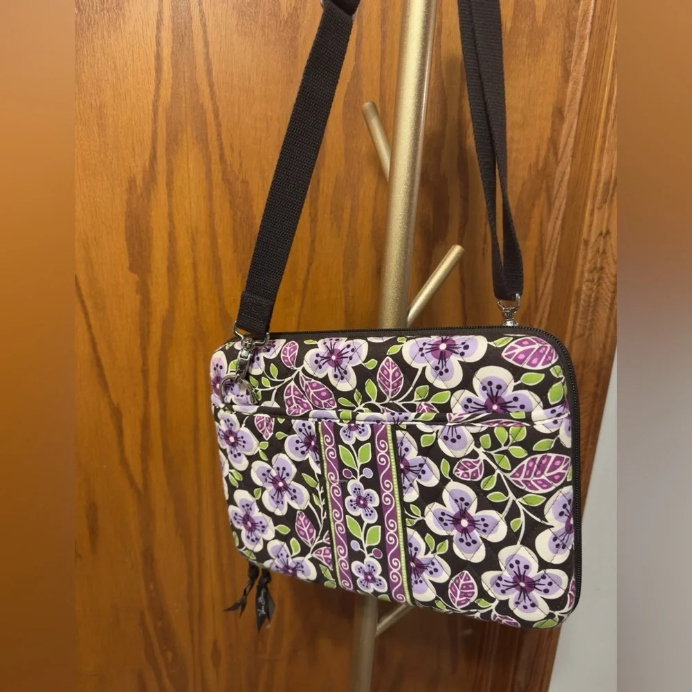 Vera Bradley Floral IPad/Tablet Bag with Adjustable Strap Like New!